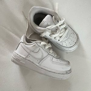 Nike Air Force 1 all white